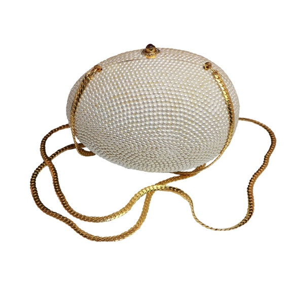 Pearl egg with amethyst clasp evening bag mint - Picture 3 of 12